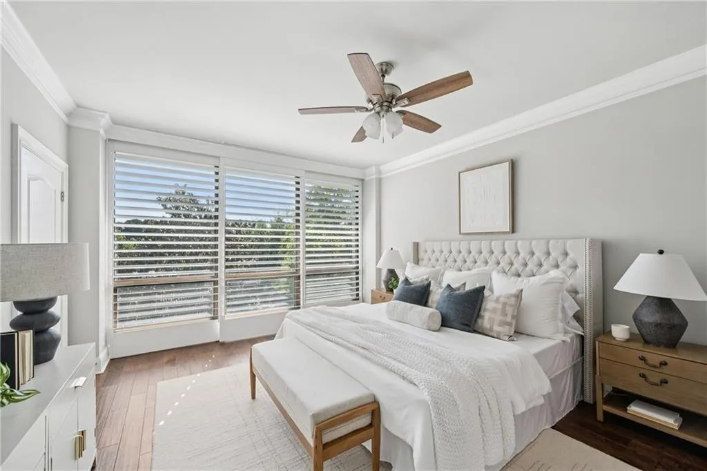 2575 Peachtree Road Ne Unit 5g, Atlanta, Georgia 30305, 3 Bedrooms Bedrooms, ,3 BathroomsBathrooms,Residential,For Sale,2575 Peachtree Road Ne Unit 5g,7647329