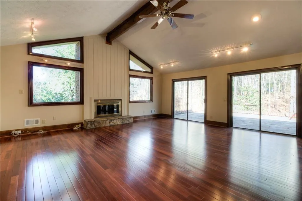 7965 Spalding Hills, Sandy Springs, Georgia 30350, 5 Bedrooms Bedrooms, ,3 BathroomsBathrooms,Residential,Sold,7965 Spalding Hills,5801836