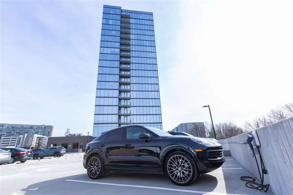 788 W Marietta Street W Unit 1407, Atlanta, Georgia 30318, 1 Bedroom Bedrooms, 0 ,1 BathroomBathrooms,Residential,For Sale,788 W Marietta Street W Unit 1407,7715596