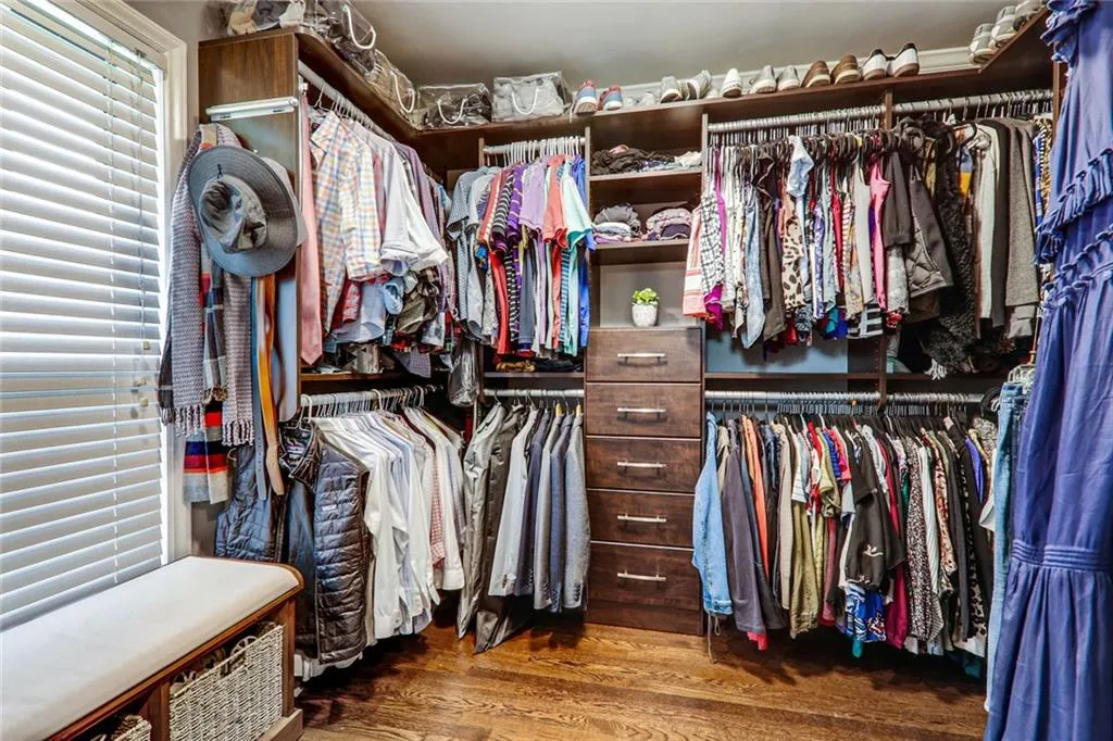 245 Beachland Drive, Atlanta, Georgia 30342, 4 Bedrooms Bedrooms, ,3 BathroomsBathrooms,Residential,Sold,245 Beachland Drive,6782548