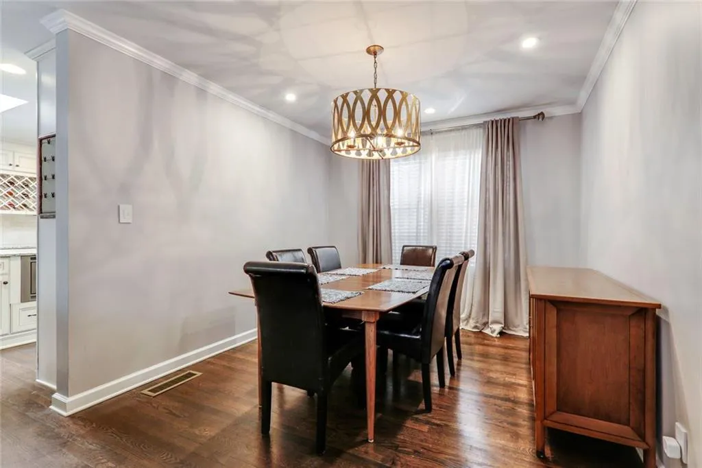 245 Beachland Drive, Atlanta, Georgia 30342, 4 Bedrooms Bedrooms, ,3 BathroomsBathrooms,Residential,Sold,245 Beachland Drive,6782548