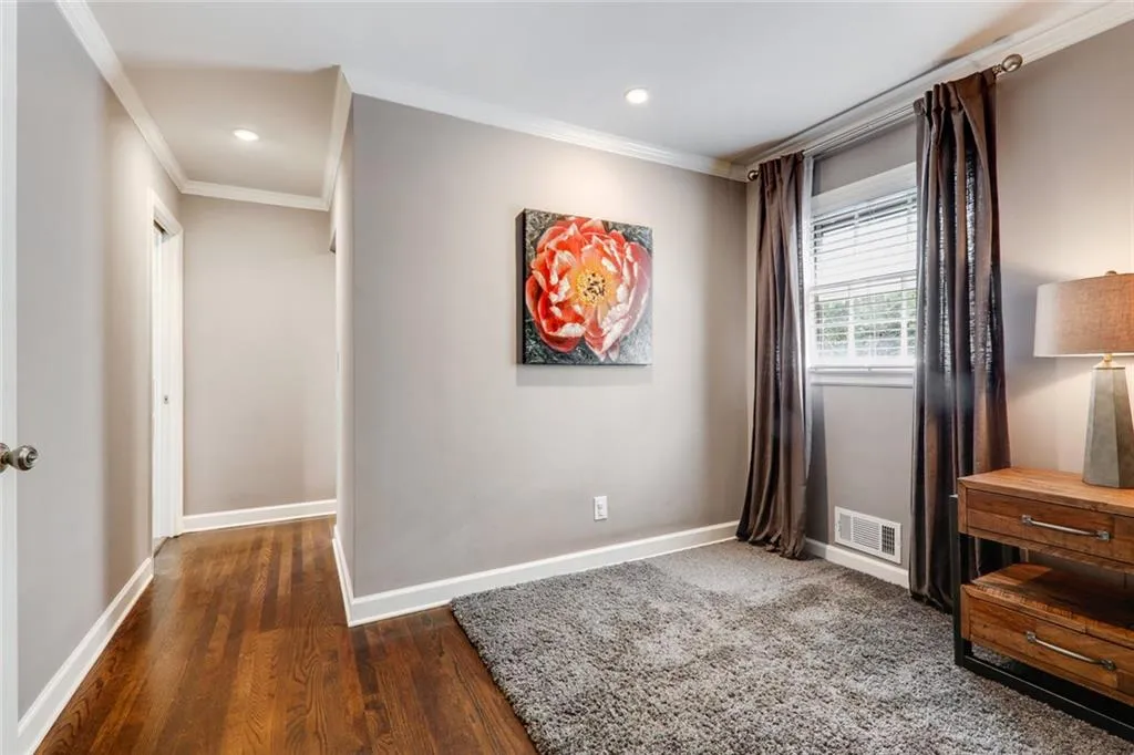 245 Beachland Drive, Atlanta, Georgia 30342, 4 Bedrooms Bedrooms, ,3 BathroomsBathrooms,Residential,Sold,245 Beachland Drive,6782548