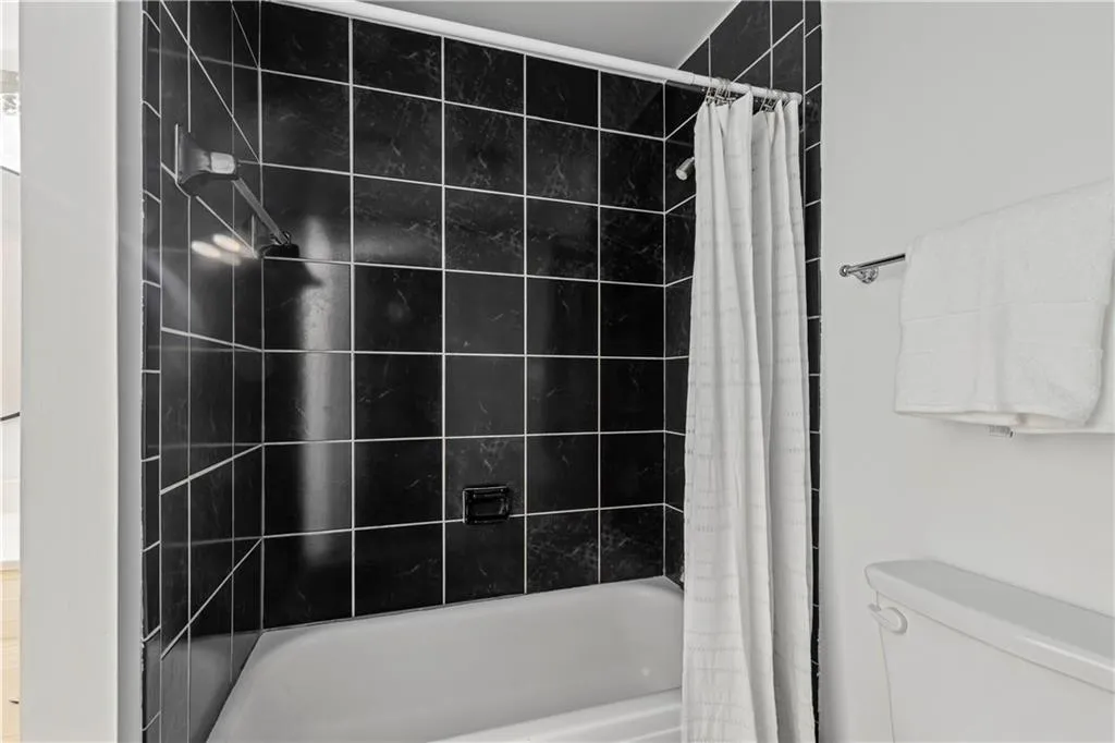 97 Rosaire Place Nw, Atlanta, Georgia 30327, 1 Bedroom Bedrooms, ,1 BathroomBathrooms,Residential,For Sale,97 Rosaire Place Nw,7624160