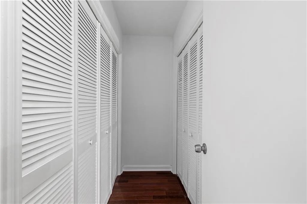 97 Rosaire Place Nw, Atlanta, Georgia 30327, 1 Bedroom Bedrooms, ,1 BathroomBathrooms,Residential,For Sale,97 Rosaire Place Nw,7624160