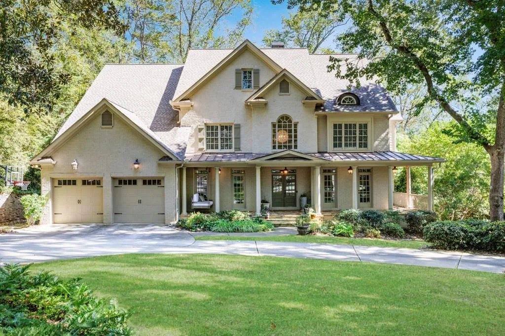 3925 Sheldon Drive N, Atlanta, Georgia 30342, 6 Bedrooms Bedrooms, ,5 BathroomsBathrooms,Residential,For Sale,3925 Sheldon Drive N,7667629