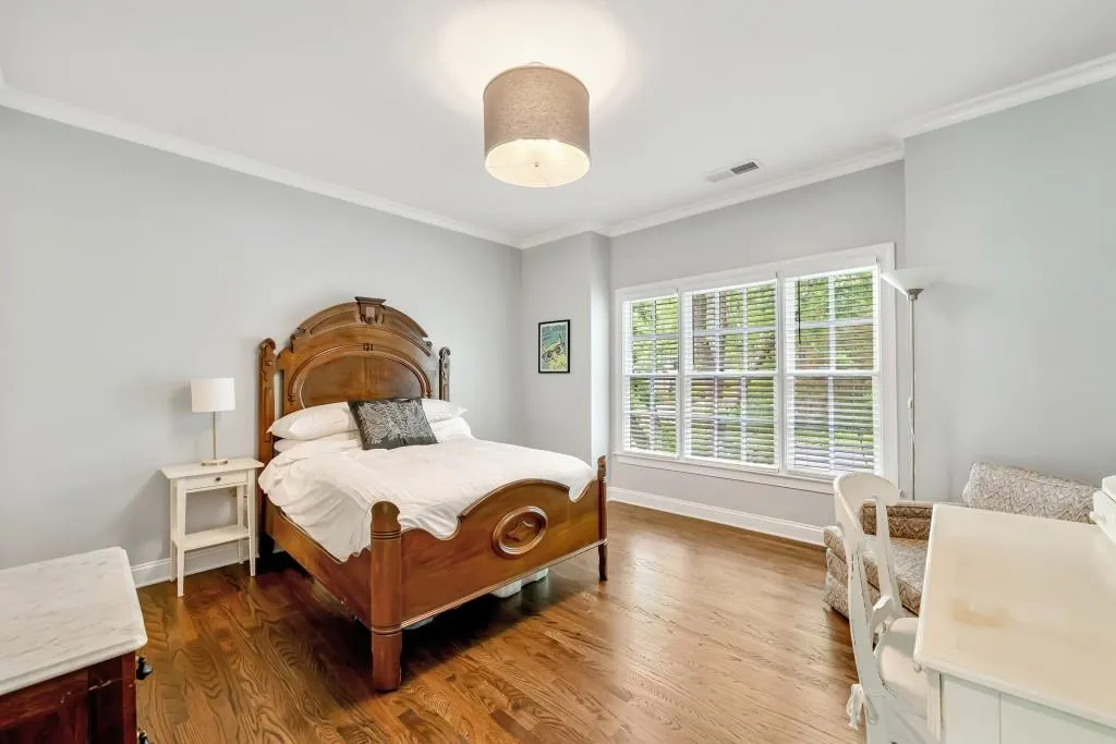3925 Sheldon Drive N, Atlanta, Georgia 30342, 6 Bedrooms Bedrooms, ,5 BathroomsBathrooms,Residential,For Sale,3925 Sheldon Drive N,7667629