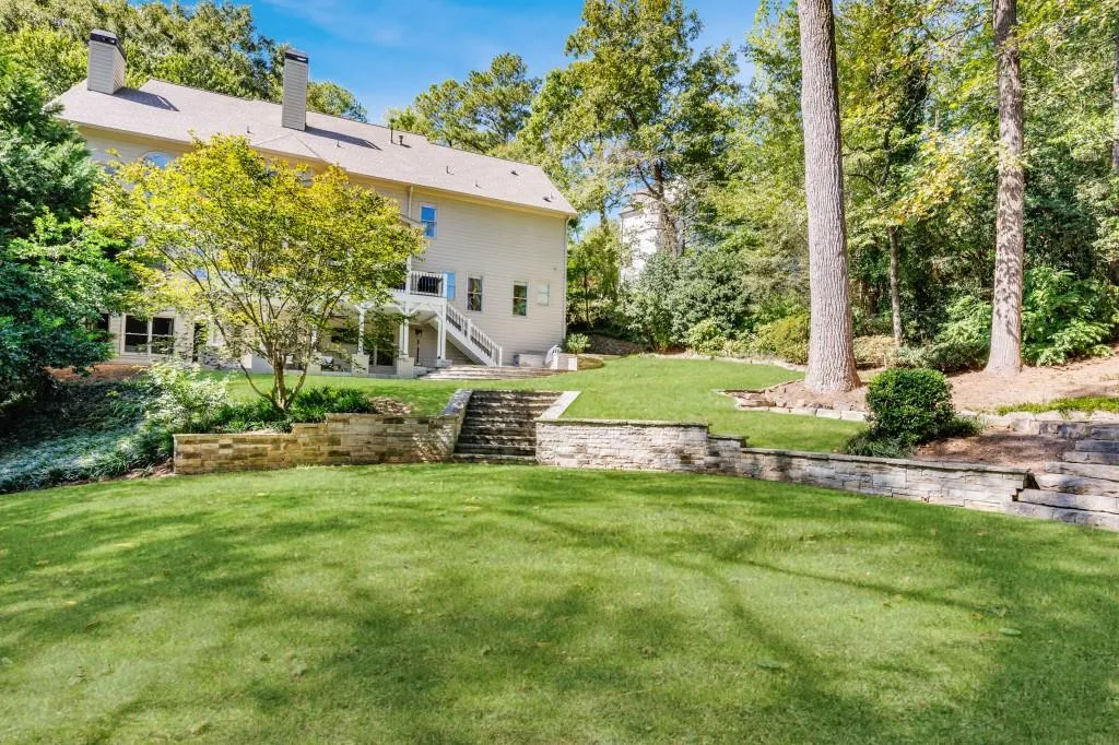 3925 Sheldon Drive N, Atlanta, Georgia 30342, 6 Bedrooms Bedrooms, ,5 BathroomsBathrooms,Residential,For Sale,3925 Sheldon Drive N,7667629