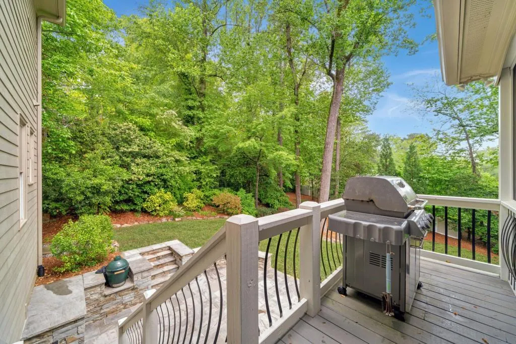 3925 Sheldon Drive N, Atlanta, Georgia 30342, 6 Bedrooms Bedrooms, ,5 BathroomsBathrooms,Residential,For Sale,3925 Sheldon Drive N,7667629