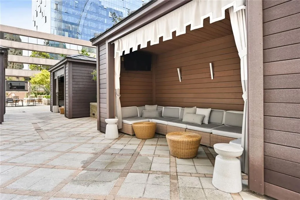 View of patio / terrace with an outdoor living space