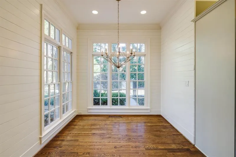 565 Mount Paran Road, Sandy Springs, Georgia 30327, 5 Bedrooms Bedrooms, ,6 BathroomsBathrooms,Residential,Sold,565 Mount Paran Road,7254887