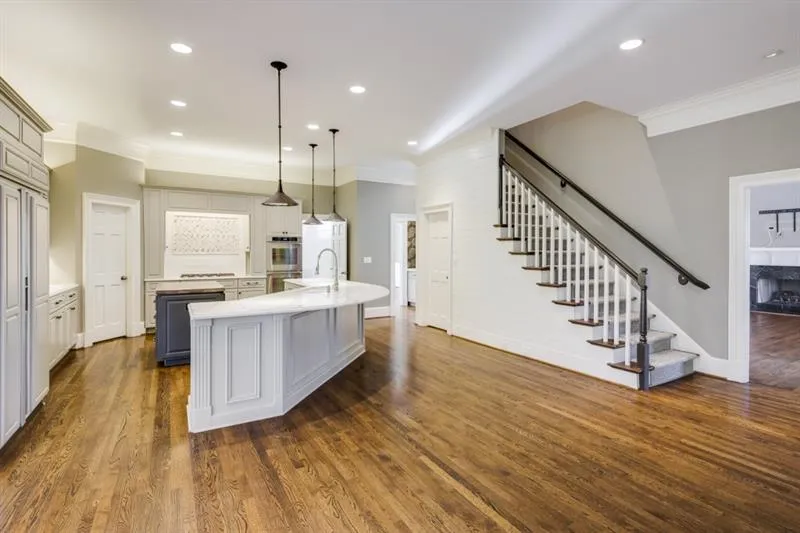 565 Mount Paran Road, Sandy Springs, Georgia 30327, 5 Bedrooms Bedrooms, ,6 BathroomsBathrooms,Residential,Sold,565 Mount Paran Road,7254887