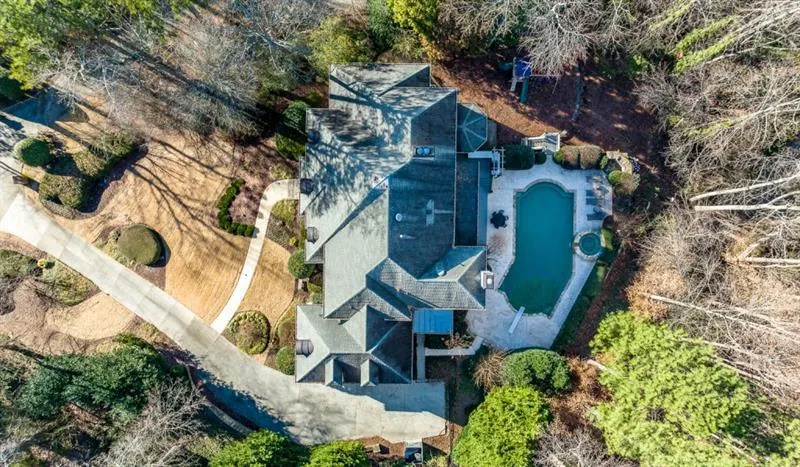 565 Mount Paran Road, Sandy Springs, Georgia 30327, 5 Bedrooms Bedrooms, ,6 BathroomsBathrooms,Residential,Sold,565 Mount Paran Road,7254887
