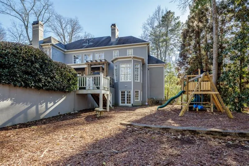 565 Mount Paran Road, Sandy Springs, Georgia 30327, 5 Bedrooms Bedrooms, ,6 BathroomsBathrooms,Residential,Sold,565 Mount Paran Road,7254887