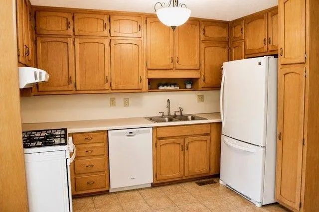 1170
