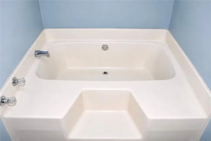 1170