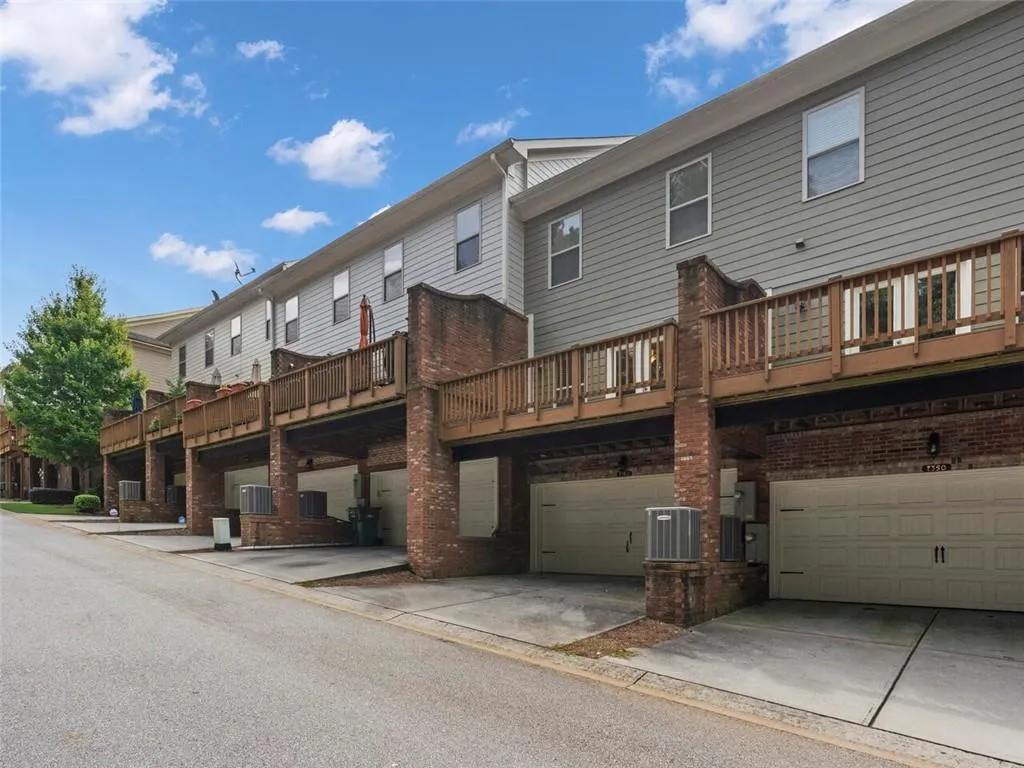 7360 Glisten Avenue Unit 87, Sandy Springs, Georgia 30328, 3 Bedrooms Bedrooms, ,3 BathroomsBathrooms,Residential,Sold,7360 Glisten Avenue Unit 87,6941651