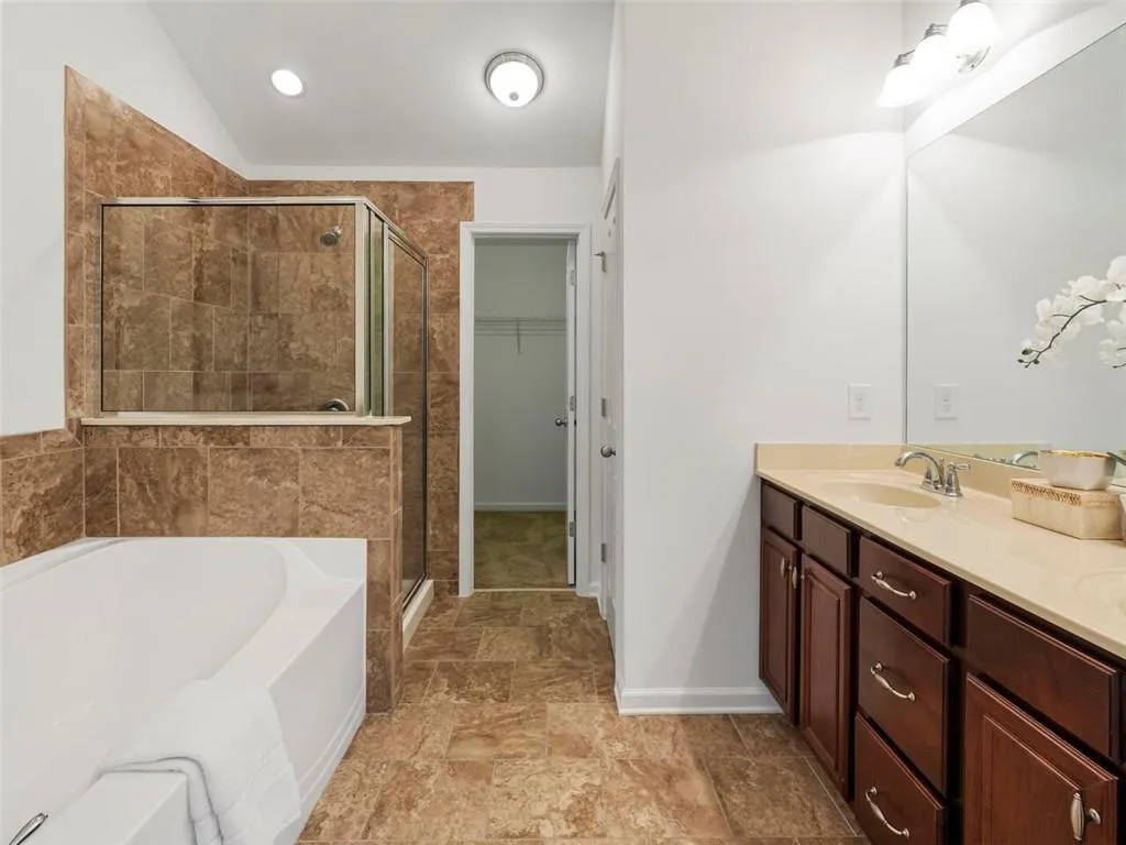 7360 Glisten Avenue Unit 87, Sandy Springs, Georgia 30328, 3 Bedrooms Bedrooms, ,3 BathroomsBathrooms,Residential,Sold,7360 Glisten Avenue Unit 87,6941651