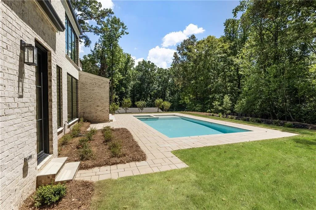 1145 Kingston Drive, Atlanta, Georgia 30342, 6 Bedrooms Bedrooms, ,6 BathroomsBathrooms,Residential,For Sale,1145 Kingston Drive,7623942