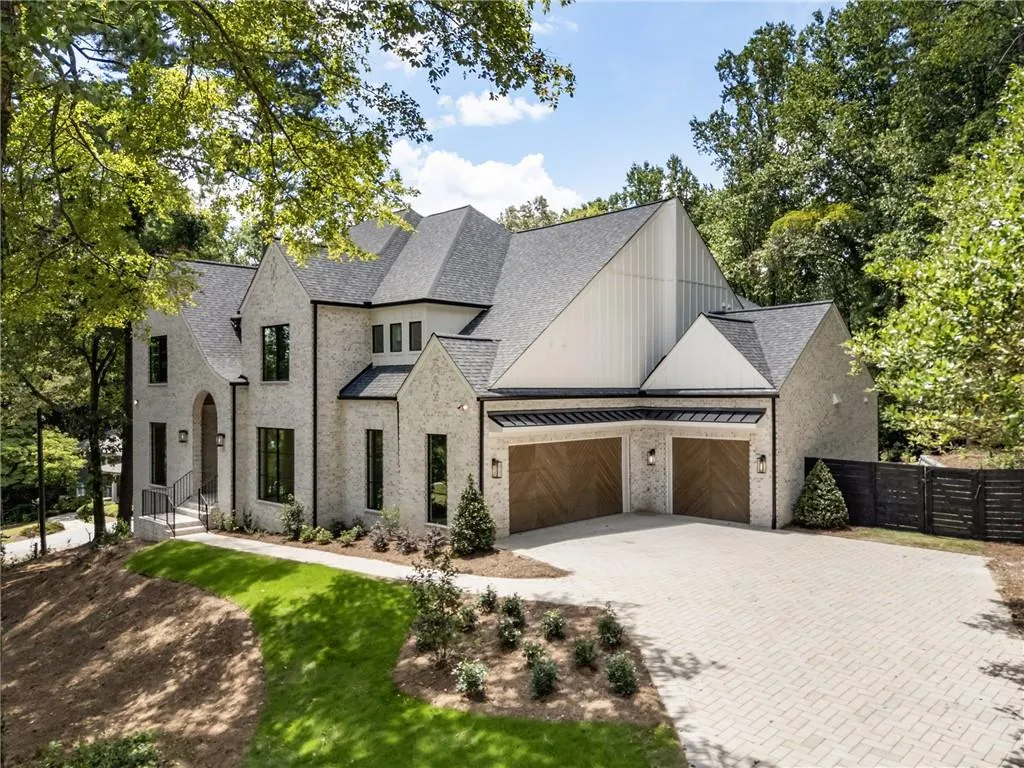 1145 Kingston Drive, Atlanta, Georgia 30342, 6 Bedrooms Bedrooms, ,6 BathroomsBathrooms,Residential,For Sale,1145 Kingston Drive,7623942