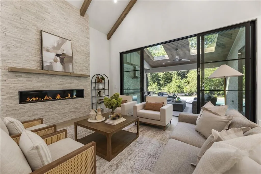 1145 Kingston Drive, Atlanta, Georgia 30342, 6 Bedrooms Bedrooms, ,6 BathroomsBathrooms,Residential,For Sale,1145 Kingston Drive,7623942