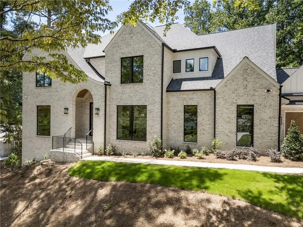 1145 Kingston Drive, Atlanta, Georgia 30342, 6 Bedrooms Bedrooms, ,6 BathroomsBathrooms,Residential,For Sale,1145 Kingston Drive,7623942