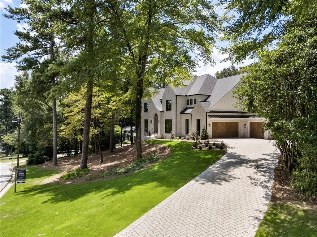 1145 Kingston Drive, Atlanta, Georgia 30342, 6 Bedrooms Bedrooms, ,6 BathroomsBathrooms,Residential,For Sale,1145 Kingston Drive,7623942