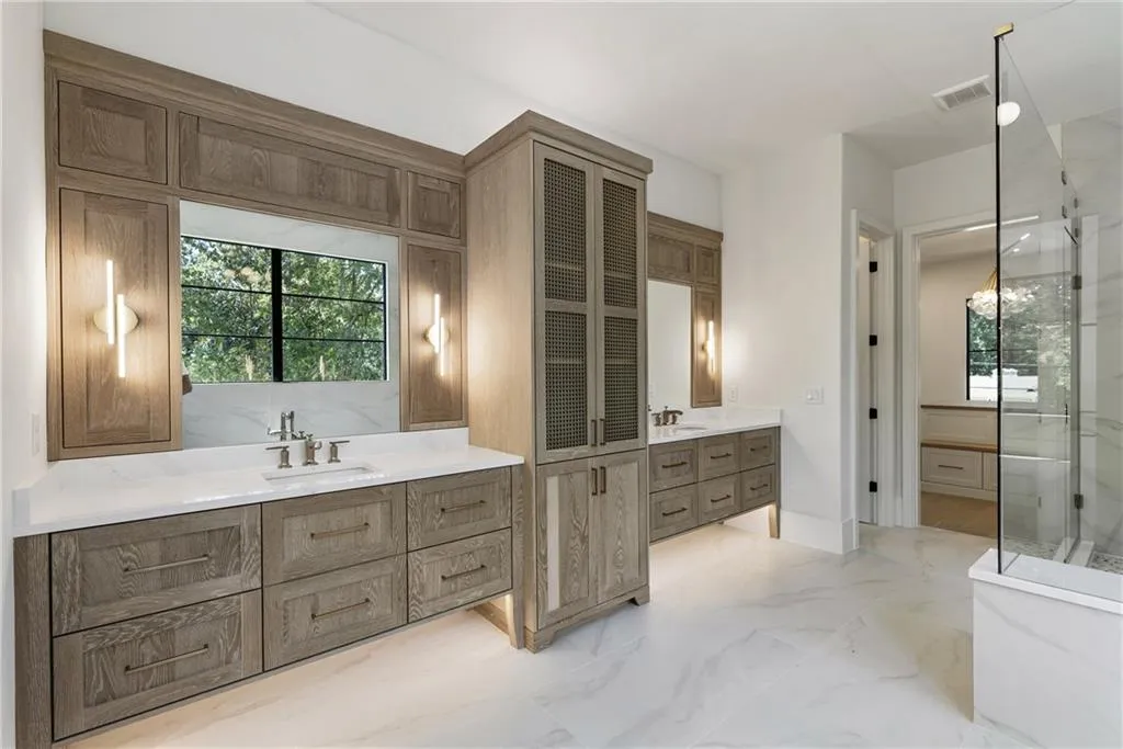 1145 Kingston Drive, Atlanta, Georgia 30342, 6 Bedrooms Bedrooms, ,6 BathroomsBathrooms,Residential,For Sale,1145 Kingston Drive,7623942