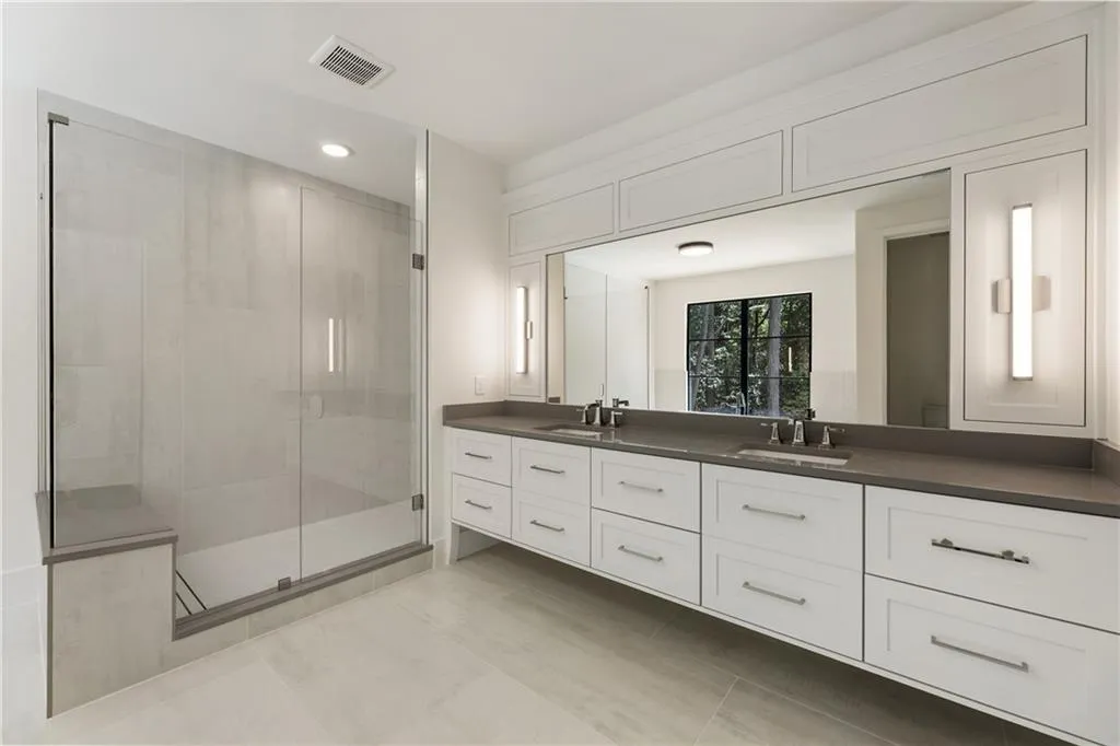 1145 Kingston Drive, Atlanta, Georgia 30342, 6 Bedrooms Bedrooms, ,6 BathroomsBathrooms,Residential,For Sale,1145 Kingston Drive,7623942