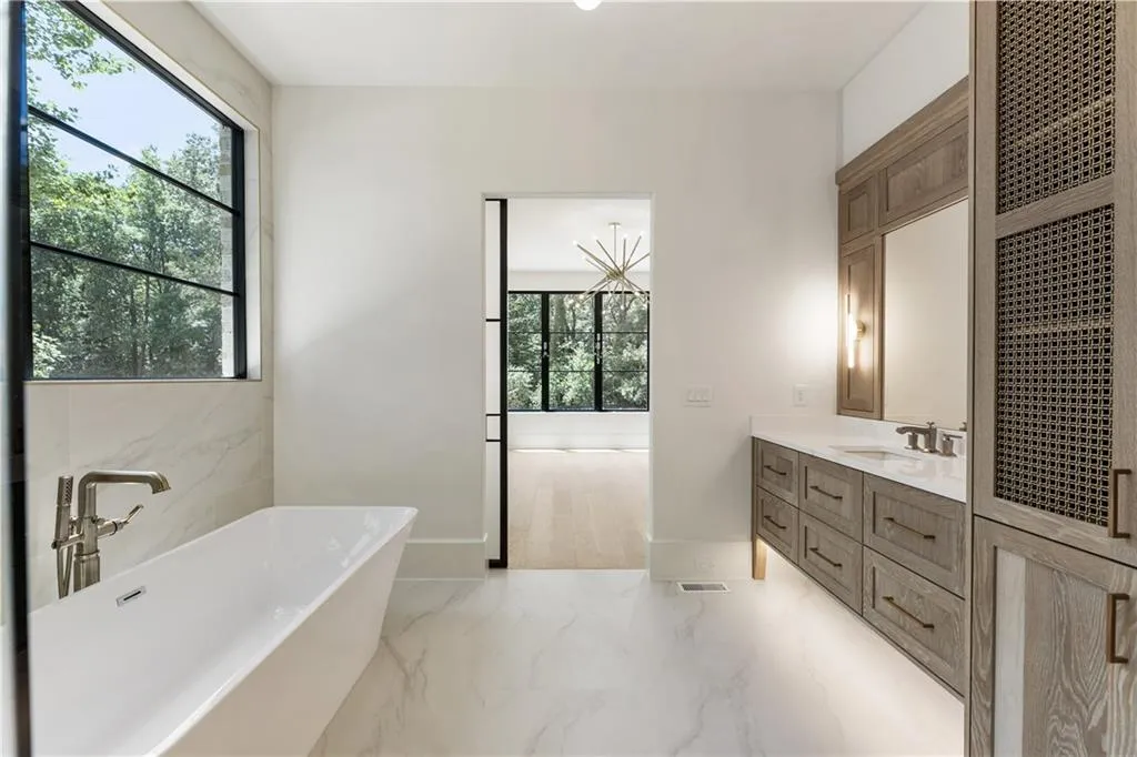 1145 Kingston Drive, Atlanta, Georgia 30342, 6 Bedrooms Bedrooms, ,6 BathroomsBathrooms,Residential,For Sale,1145 Kingston Drive,7623942