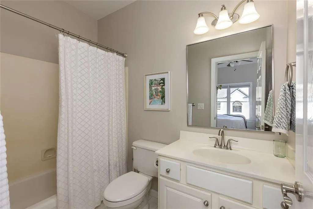2322 Valley Brook Way Ne, Brookhaven, Georgia 30319, 4 Bedrooms Bedrooms, ,3 BathroomsBathrooms,Residential,For Sale,2322 Valley Brook Way Ne,7628632