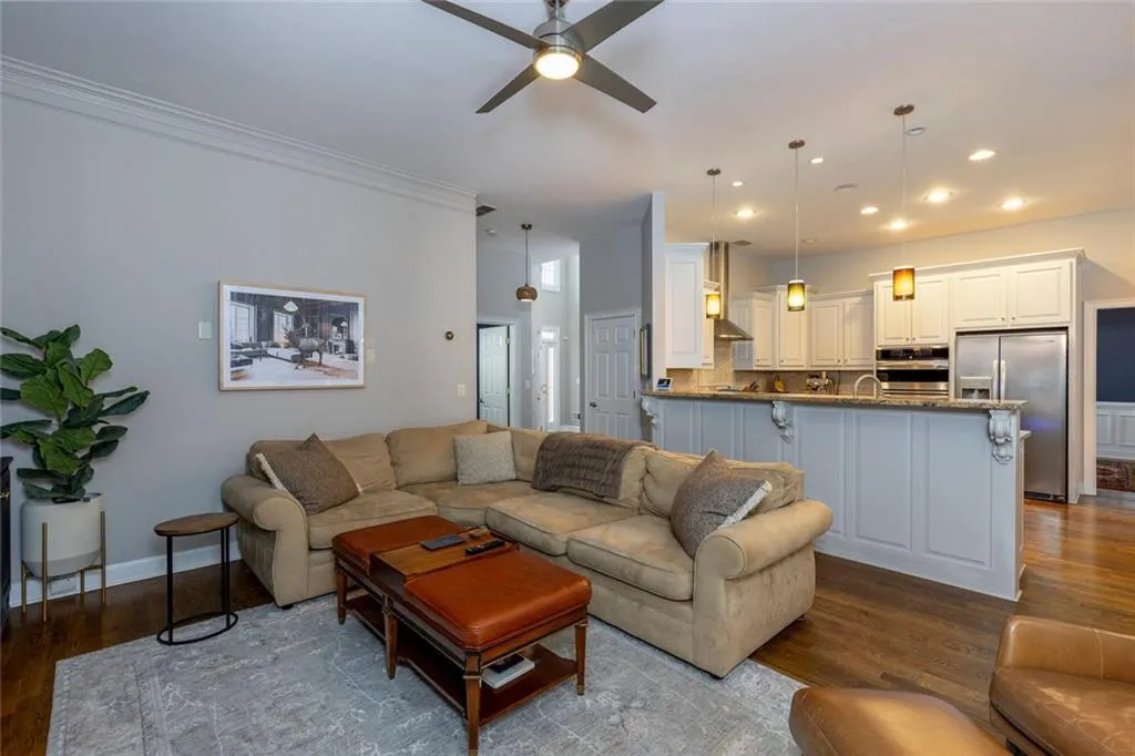 2322 Valley Brook Way Ne, Brookhaven, Georgia 30319, 4 Bedrooms Bedrooms, ,3 BathroomsBathrooms,Residential,For Sale,2322 Valley Brook Way Ne,7628632