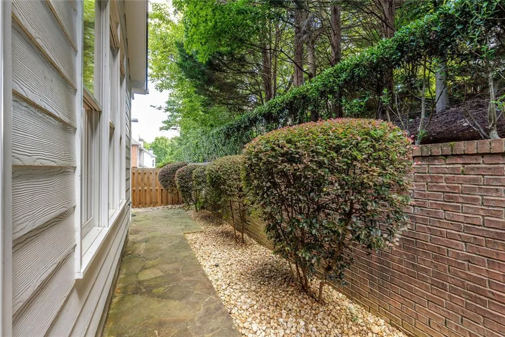 2322 Valley Brook Way Ne, Brookhaven, Georgia 30319, 4 Bedrooms Bedrooms, ,3 BathroomsBathrooms,Residential,For Sale,2322 Valley Brook Way Ne,7628632