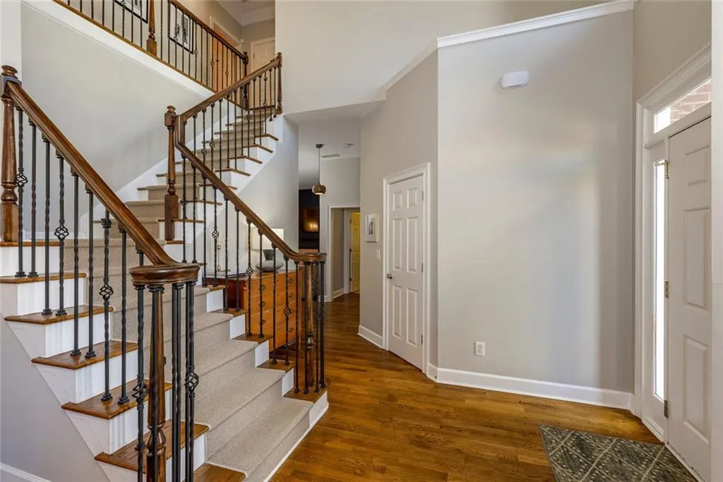 2322 Valley Brook Way Ne, Brookhaven, Georgia 30319, 4 Bedrooms Bedrooms, ,3 BathroomsBathrooms,Residential,For Sale,2322 Valley Brook Way Ne,7628632
