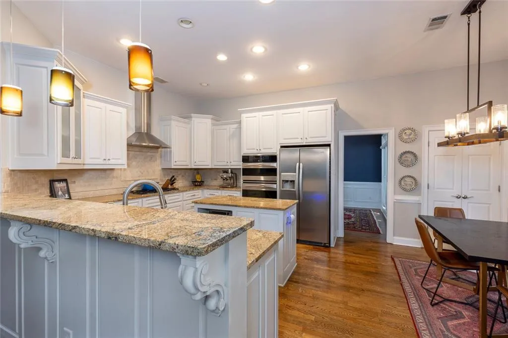 2322 Valley Brook Way Ne, Brookhaven, Georgia 30319, 4 Bedrooms Bedrooms, ,3 BathroomsBathrooms,Residential,For Sale,2322 Valley Brook Way Ne,7628632