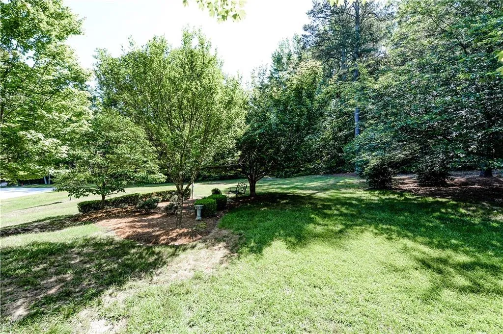 780 Wesley Oak Road, Sandy Springs, Georgia 30328, 4 Bedrooms Bedrooms, ,2 BathroomsBathrooms,Residential,Sold,780 Wesley Oak Road,5816179