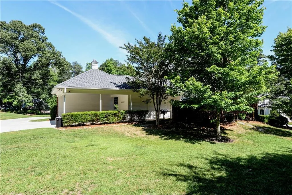 780 Wesley Oak Road, Sandy Springs, Georgia 30328, 4 Bedrooms Bedrooms, ,2 BathroomsBathrooms,Residential,Sold,780 Wesley Oak Road,5816179