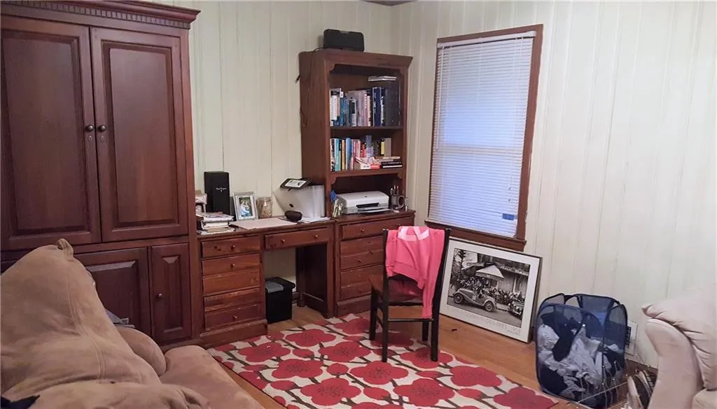 710 Windsor Parkway, Atlanta, Georgia 30342, 3 Bedrooms Bedrooms, ,2 BathroomsBathrooms,Residential,Sold,710 Windsor Parkway,5832808