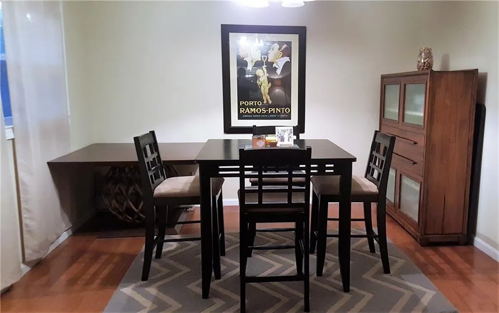 710 Windsor Parkway, Atlanta, Georgia 30342, 3 Bedrooms Bedrooms, ,2 BathroomsBathrooms,Residential,Sold,710 Windsor Parkway,5832808