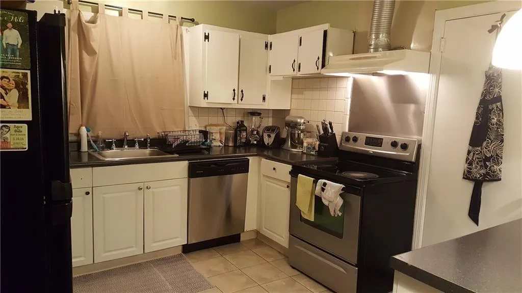 710 Windsor Parkway, Atlanta, Georgia 30342, 3 Bedrooms Bedrooms, ,2 BathroomsBathrooms,Residential,Sold,710 Windsor Parkway,5832808