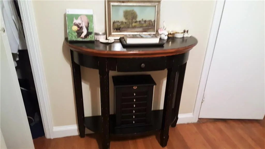 710 Windsor Parkway, Atlanta, Georgia 30342, 3 Bedrooms Bedrooms, ,2 BathroomsBathrooms,Residential,Sold,710 Windsor Parkway,5832808