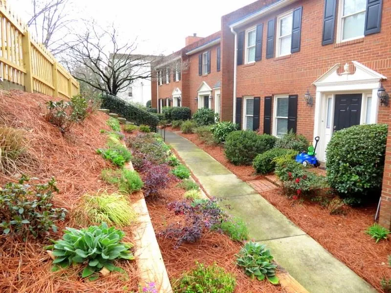3873 Roswell Road Ne Unit 4, Atlanta, Georgia 30342, 3 Bedrooms Bedrooms, ,2 BathroomsBathrooms,Residential,Sold,3873 Roswell Road Ne Unit 4,5819391