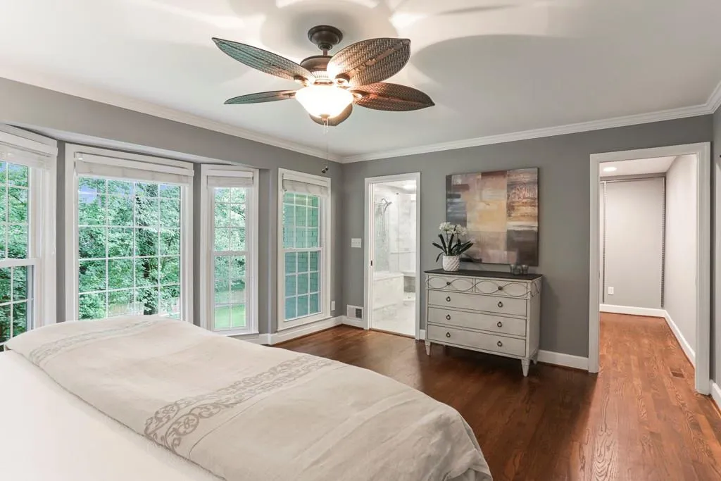 5795 Riverwood Drive, Sandy Springs, Georgia 30328, 5 Bedrooms Bedrooms, ,4 BathroomsBathrooms,Residential,Sold,5795 Riverwood Drive,6911121
