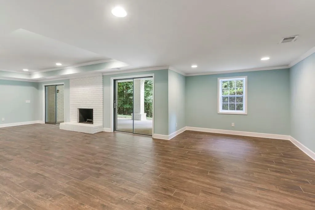 5795 Riverwood Drive, Sandy Springs, Georgia 30328, 5 Bedrooms Bedrooms, ,4 BathroomsBathrooms,Residential,Sold,5795 Riverwood Drive,6911121