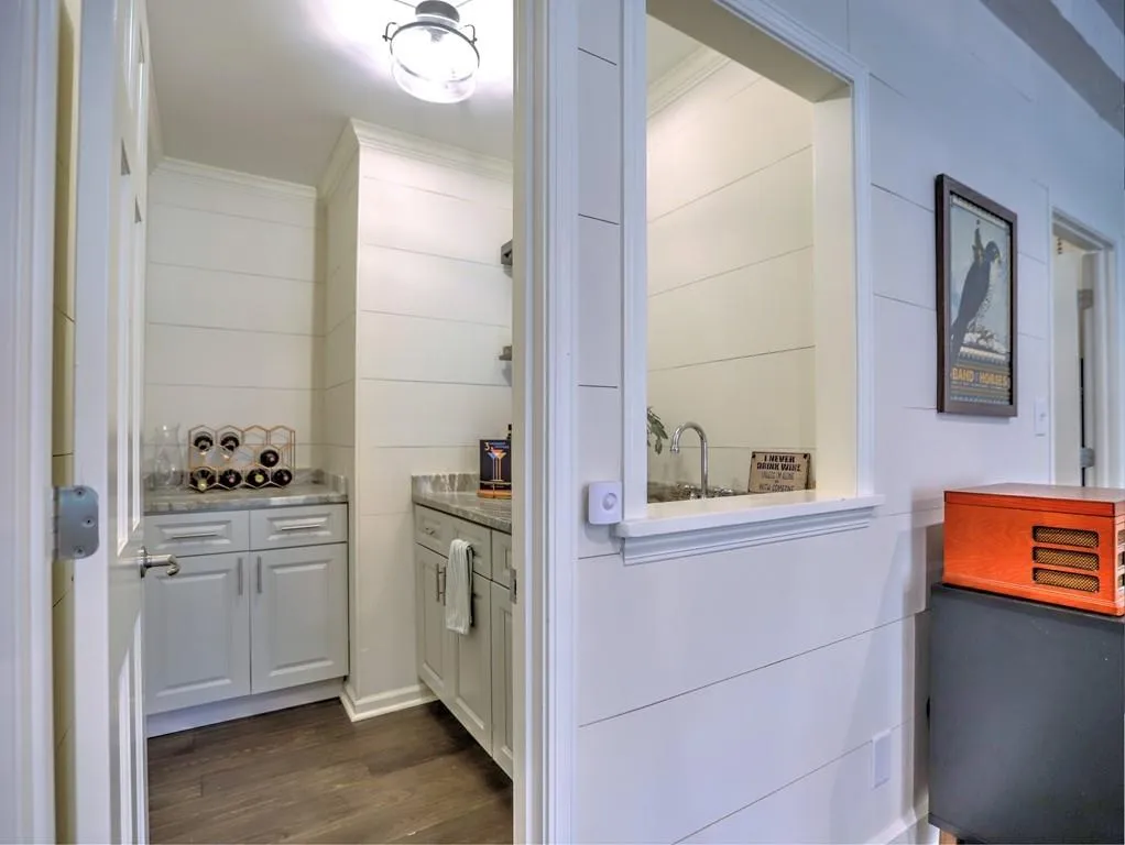 510 Dalrymple Road, Sandy Springs, Georgia 30328, 4 Bedrooms Bedrooms, ,2 BathroomsBathrooms,Residential,Sold,510 Dalrymple Road,6930806