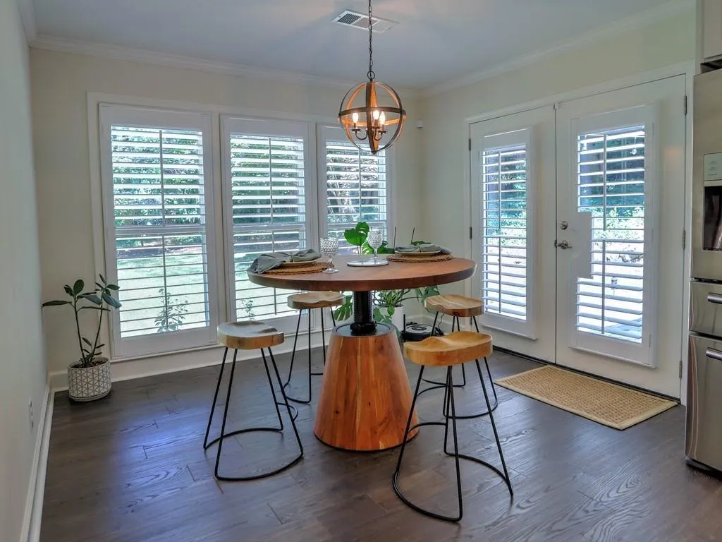 510 Dalrymple Road, Sandy Springs, Georgia 30328, 4 Bedrooms Bedrooms, ,2 BathroomsBathrooms,Residential,Sold,510 Dalrymple Road,6930806
