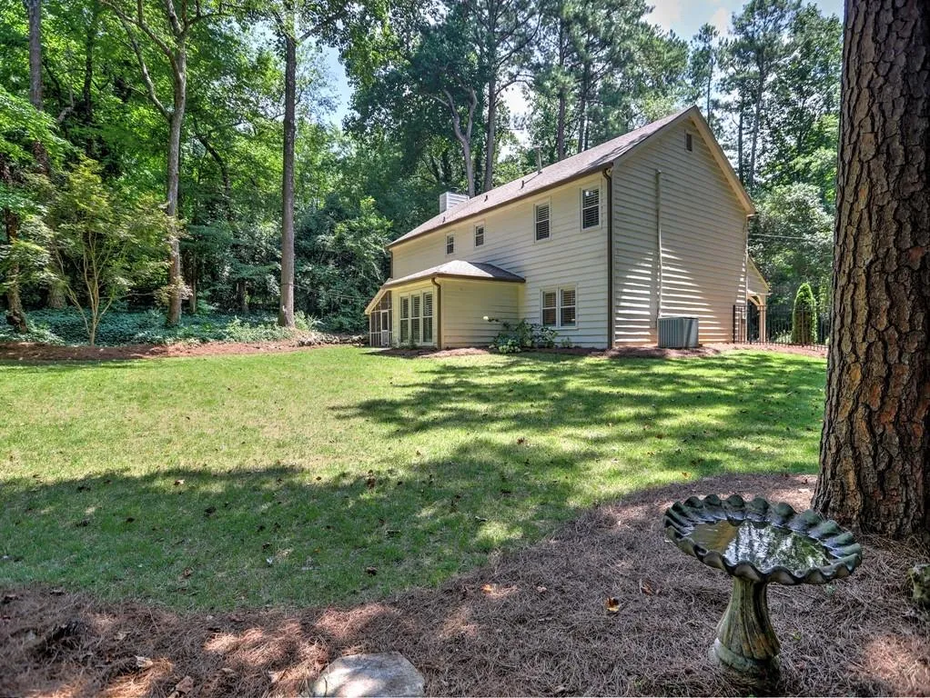 510 Dalrymple Road, Sandy Springs, Georgia 30328, 4 Bedrooms Bedrooms, ,2 BathroomsBathrooms,Residential,Sold,510 Dalrymple Road,6930806