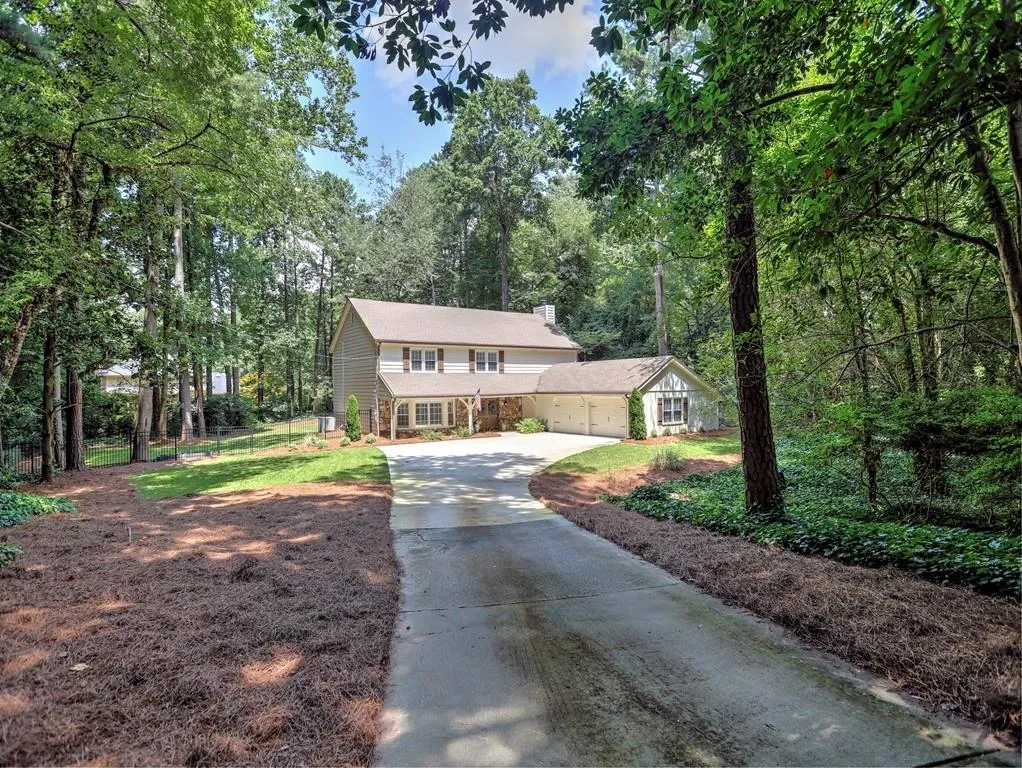 510 Dalrymple Road, Sandy Springs, Georgia 30328, 4 Bedrooms Bedrooms, ,2 BathroomsBathrooms,Residential,Sold,510 Dalrymple Road,6930806