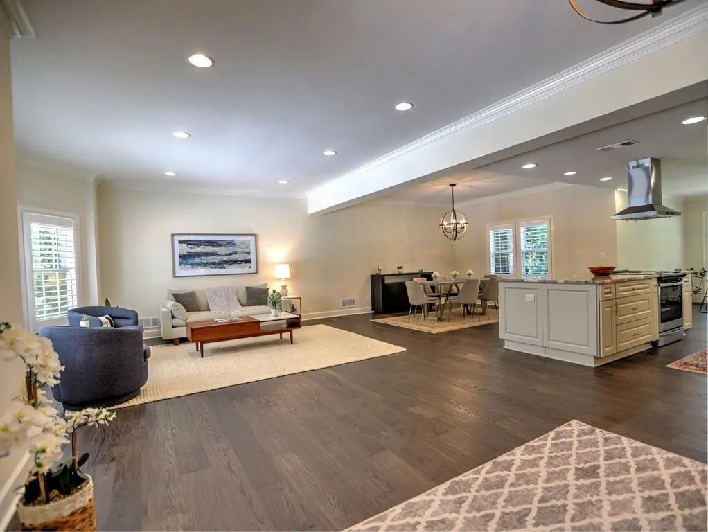 510 Dalrymple Road, Sandy Springs, Georgia 30328, 4 Bedrooms Bedrooms, ,2 BathroomsBathrooms,Residential,Sold,510 Dalrymple Road,6930806