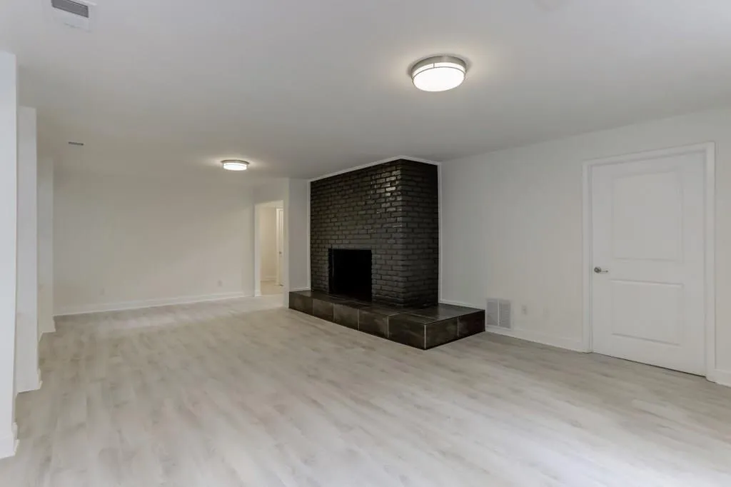 5920 Kayron Drive, Atlanta, Georgia 30328, 4 Bedrooms Bedrooms, ,2 BathroomsBathrooms,Residential,Sold,5920 Kayron Drive,6114471 5920 Kayron Drive, Atlanta, Georgia 30328, 4 Bedrooms Bedrooms, ,2 BathroomsBathrooms,Residential,Sold,5920 Kayron Drive,6114471