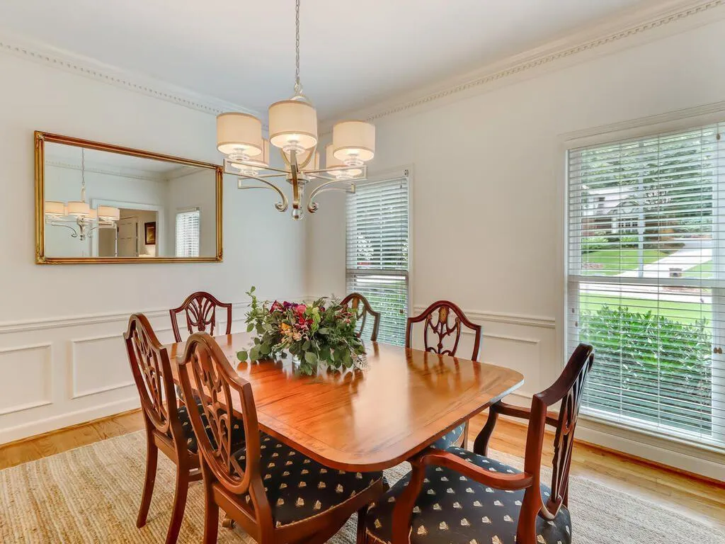 1825 Redbourne Drive, Atlanta, Georgia 30350, 4 Bedrooms Bedrooms, ,3 BathroomsBathrooms,Residential,Sold,1825 Redbourne Drive,6911955